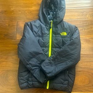 North face reversible hooded jacket. Boy 7/8